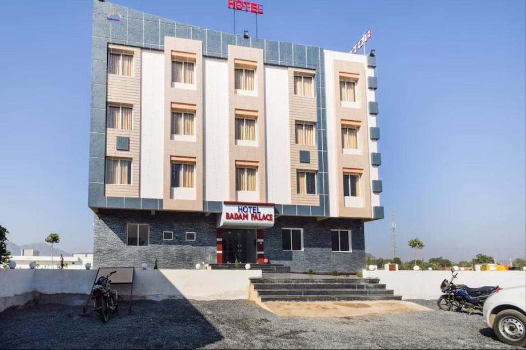 Hotel Badam Palace Udaipur Eksteriør billede